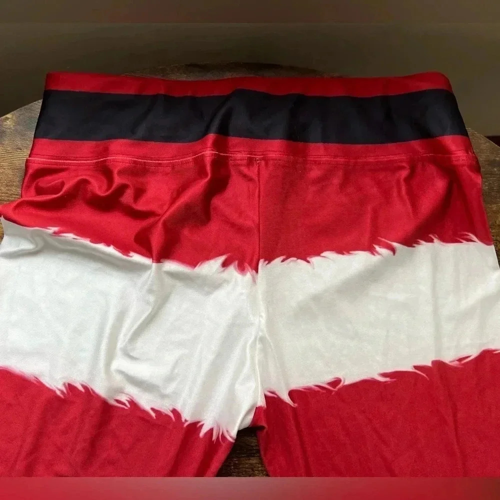 Ladies Santa Christmas leggings. Size: L/XL. - Picture 5 of 7